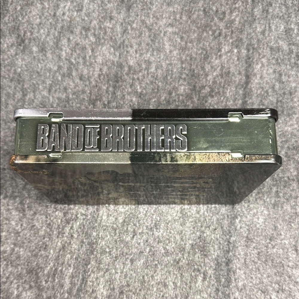 Band of Brothers DVD’s Camaraderie Themed Metal Tin Box - Picture 3 of 12